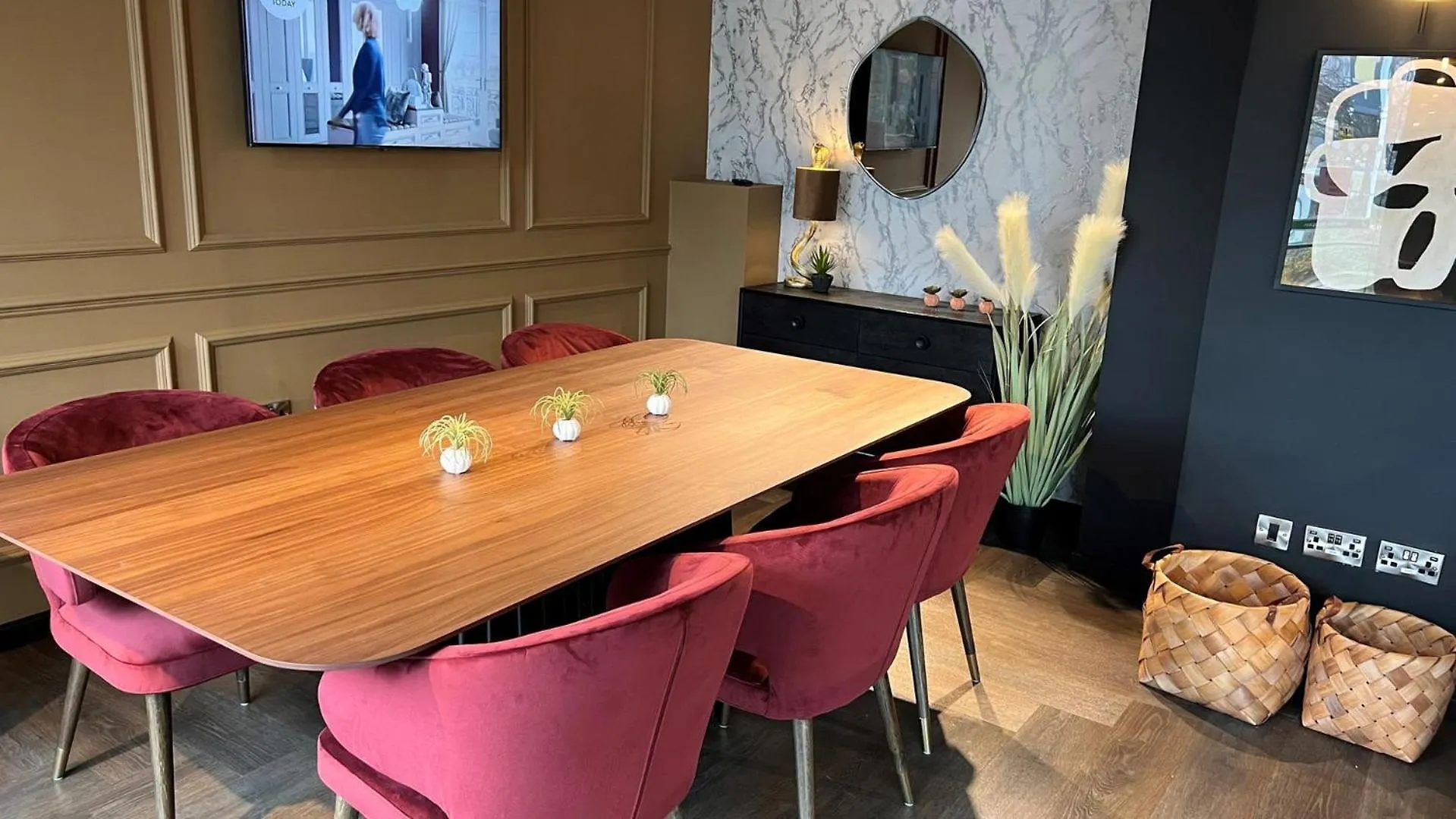 Conveniently Situated Studio Rooms At The Depot In Bath