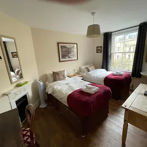 10 Grove St - Bath